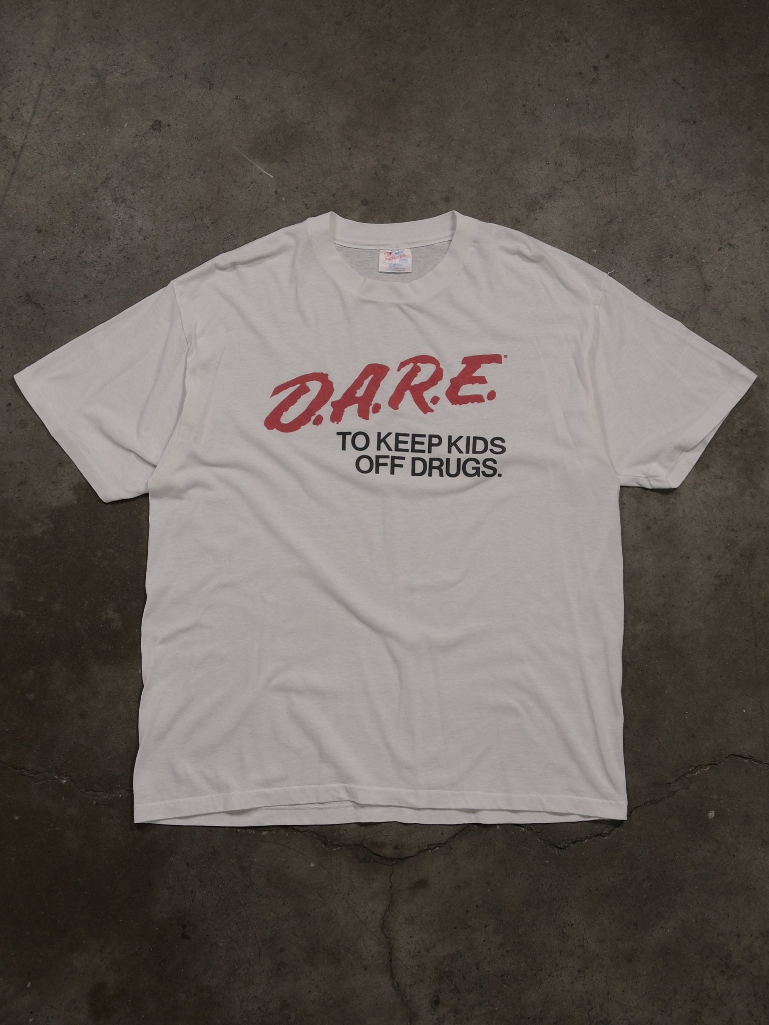 1980S WHITE D.A.R.E. TEE