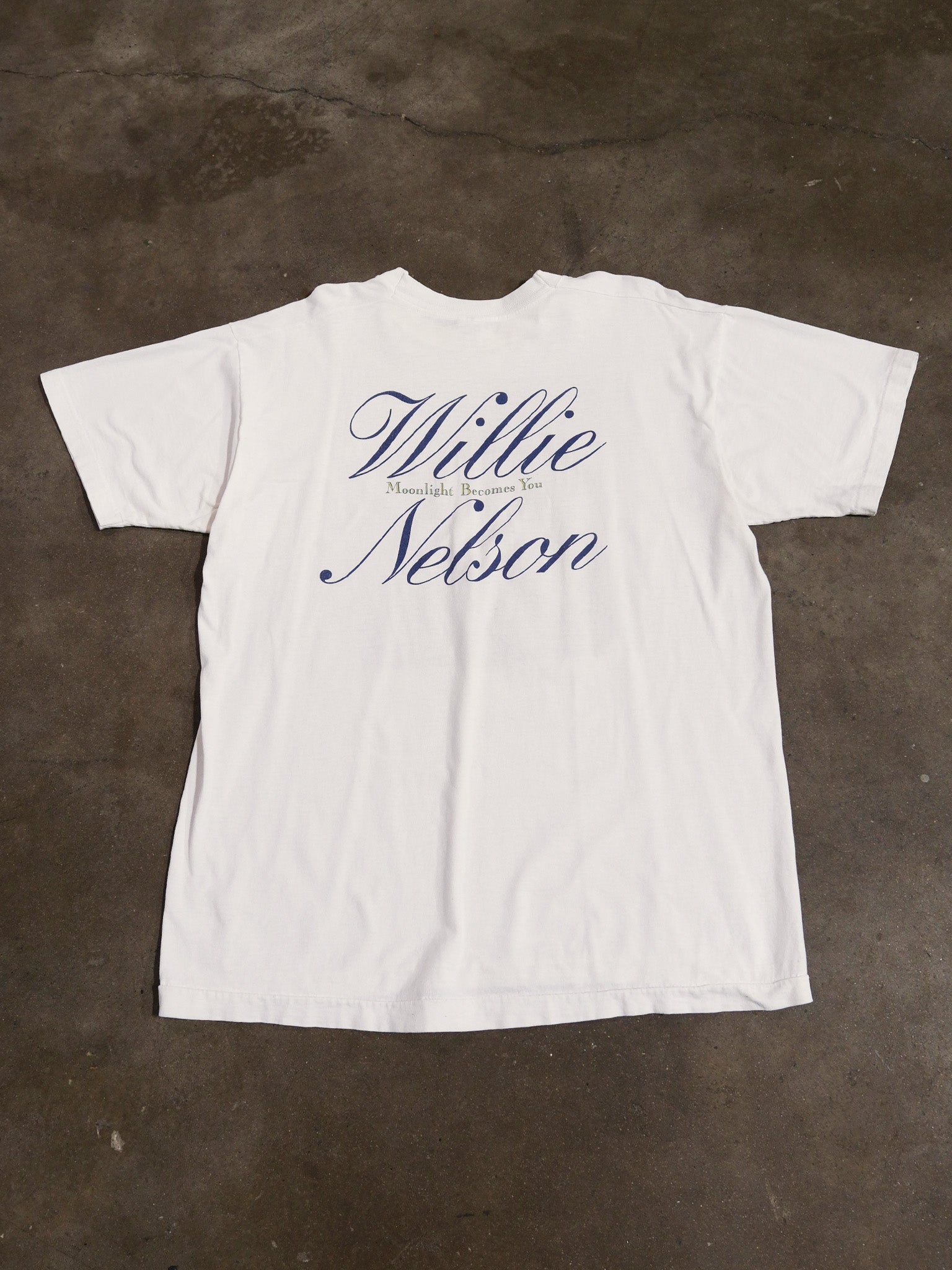 1994 'MOONLIGHT BECOMES YOU' WILLIE NELSON TEE