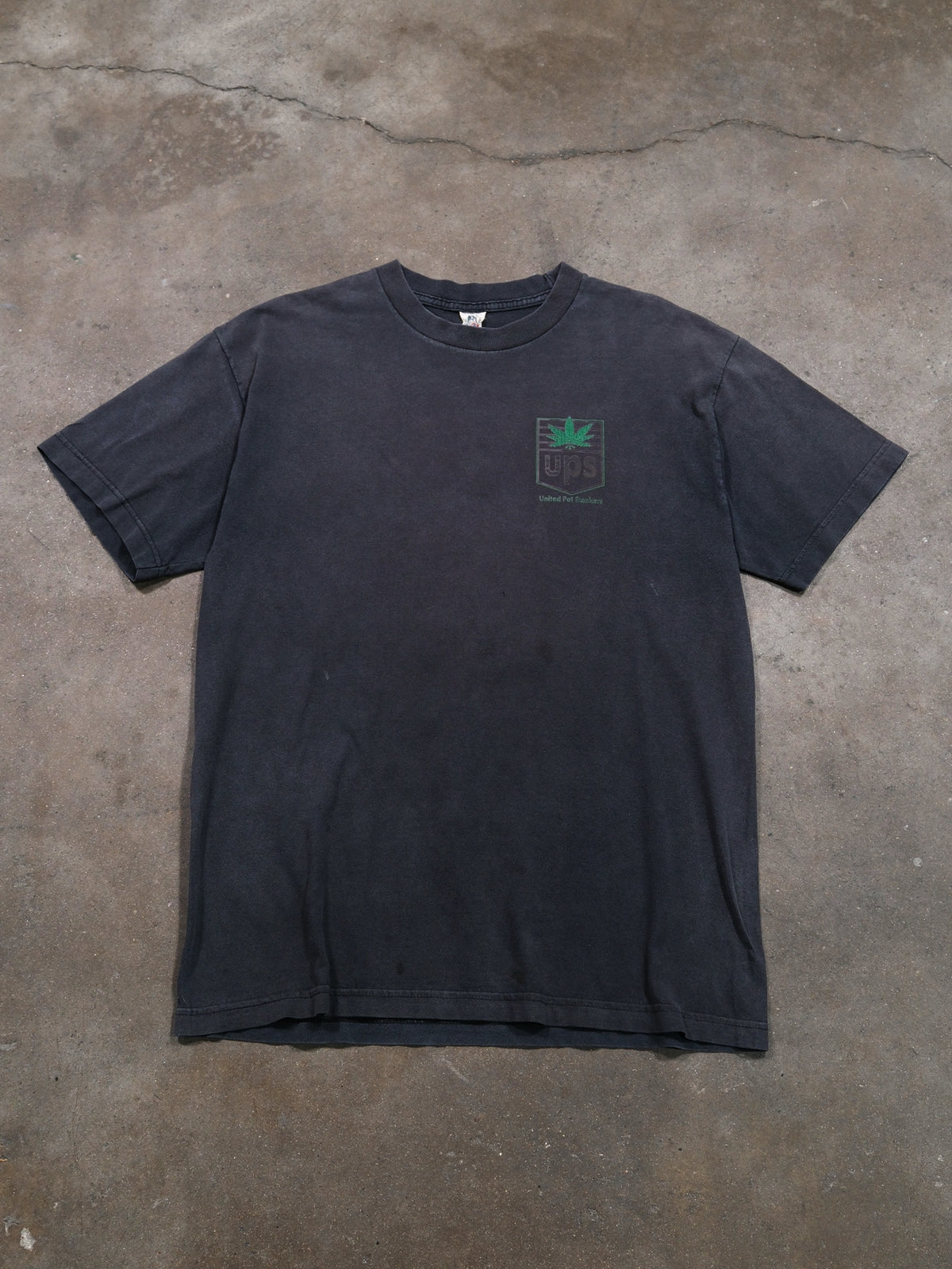 'UNITED POT SMOKERS' TEE