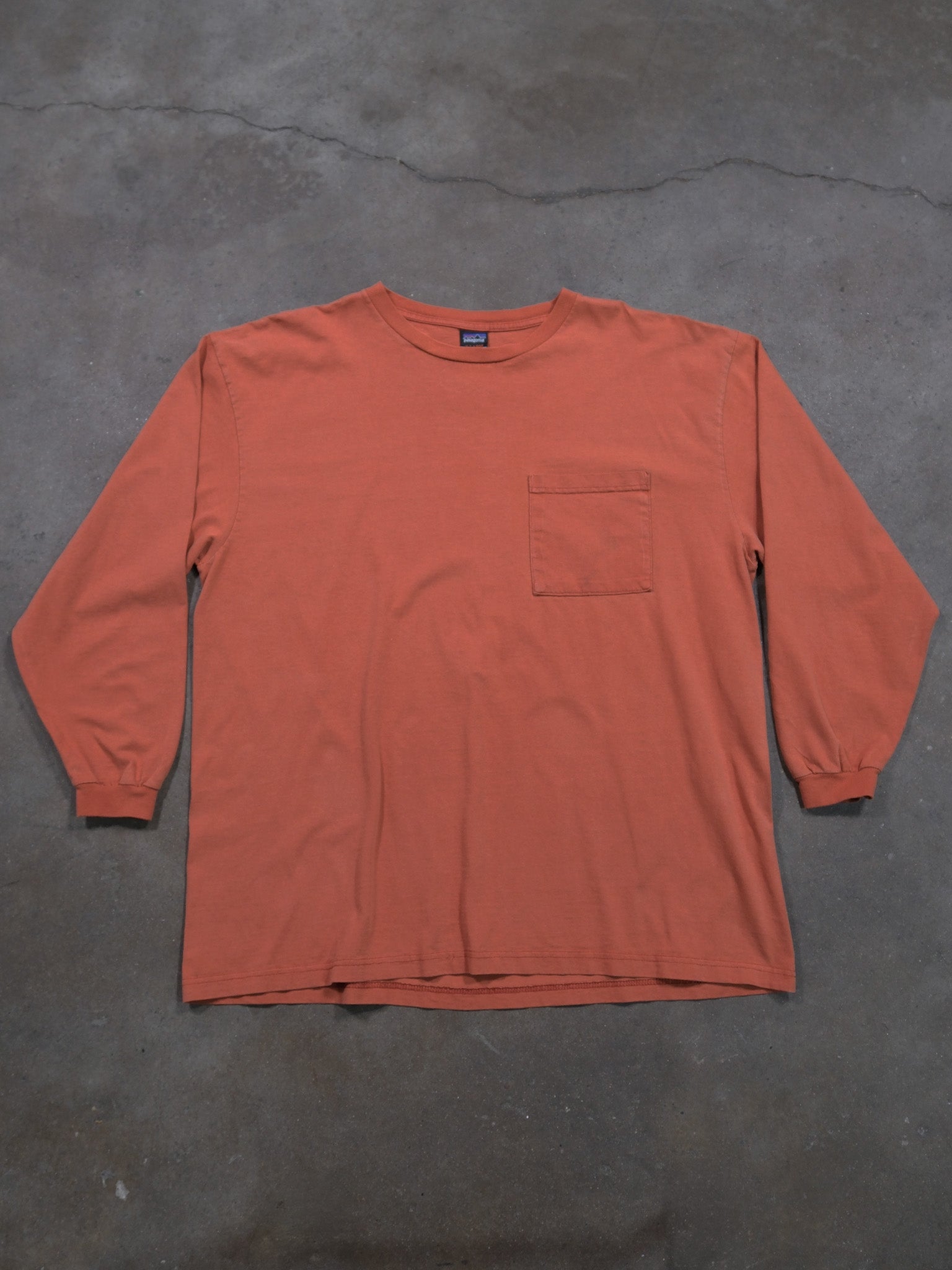 1990S BLANK PATAGONIA LONGSLEEVE
