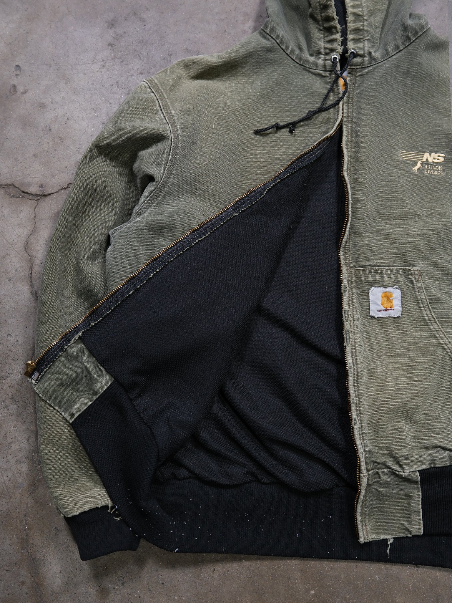 VINTAGE GREEN 'NS' EMBROIDERED CARHARTT HOODED JACKET