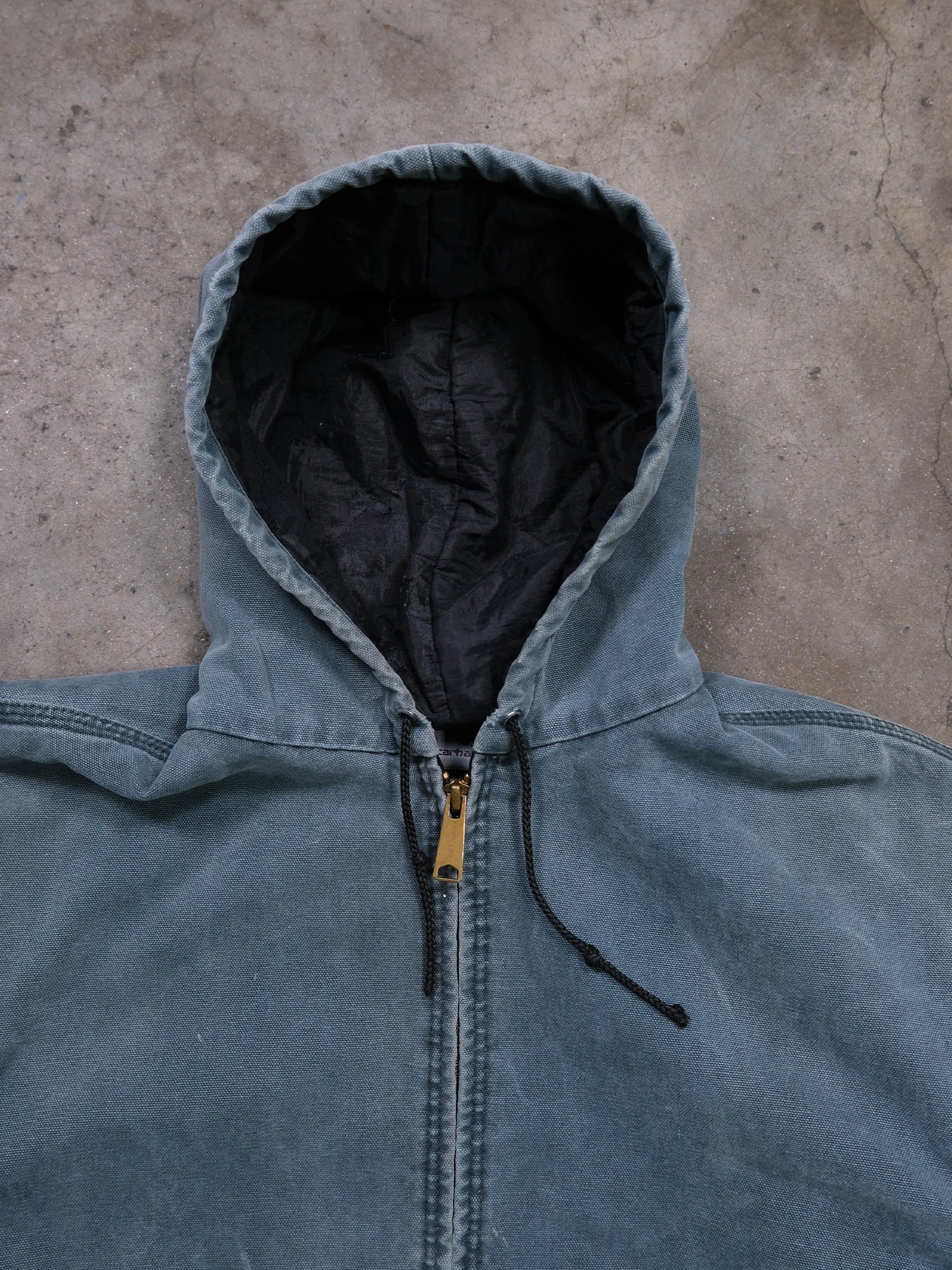 VINTAGE GREEN CARHARTT HOODED JACKET