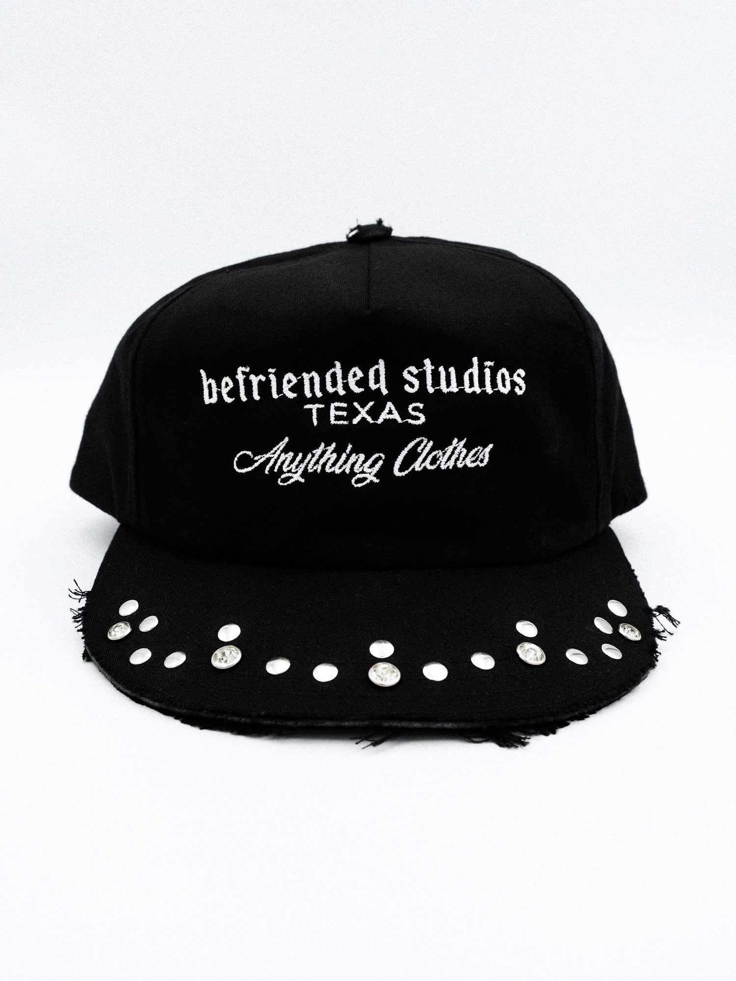 STUDDED & DISTRESSED CORE HAT