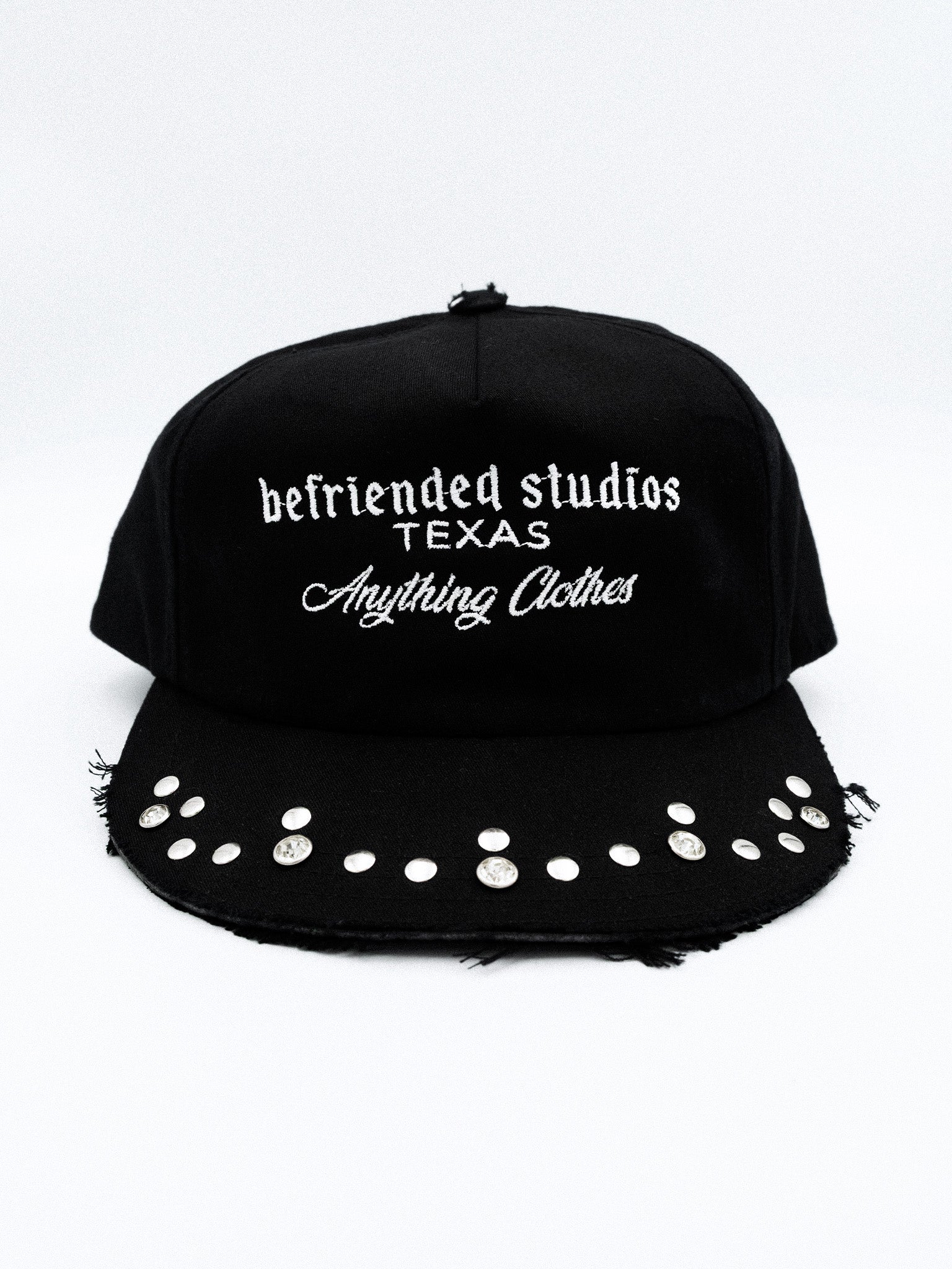 STUDDED & DISTRESSED CORE HAT